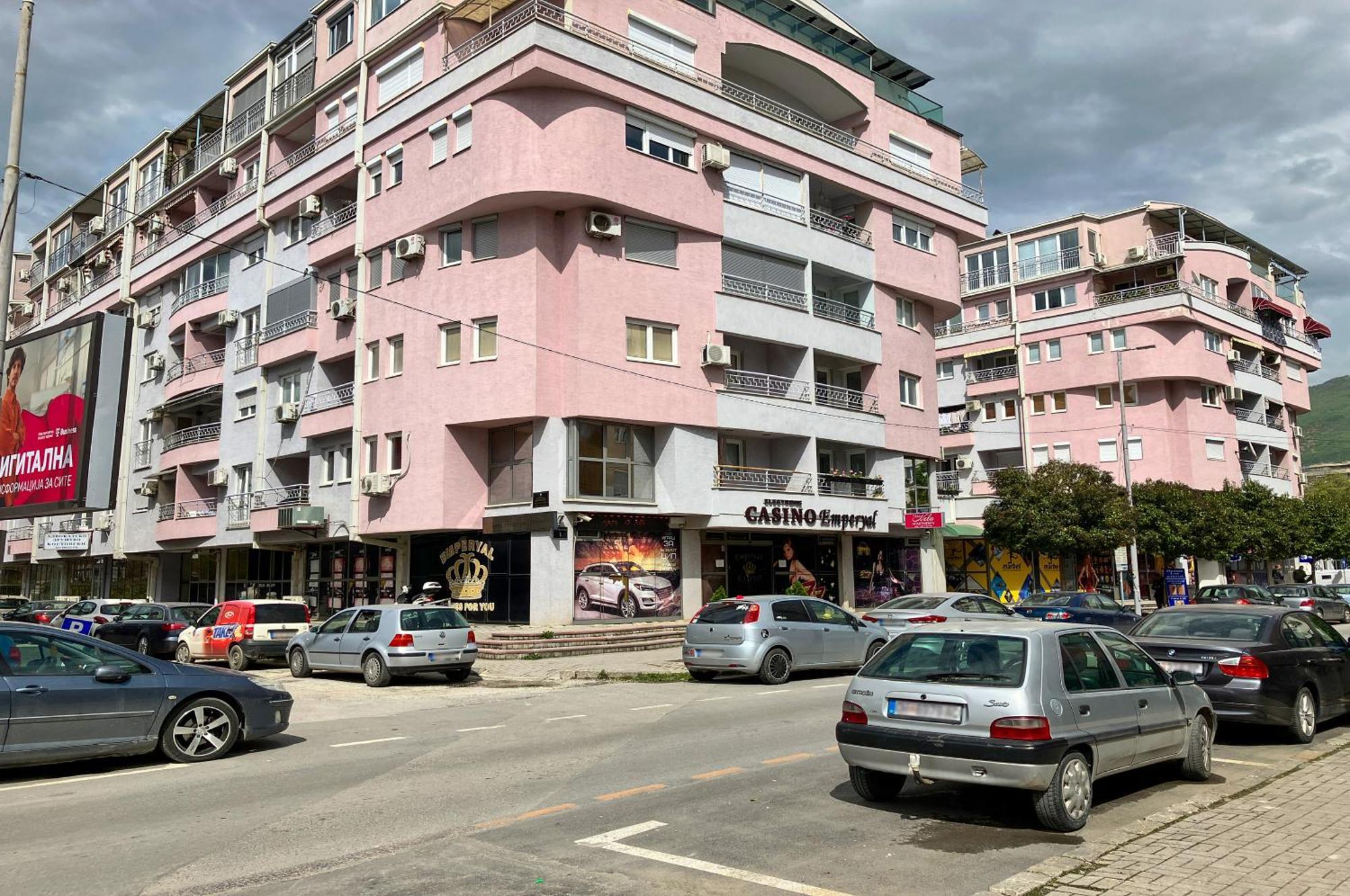 Apartments Fantasy With Free Parking Ohrid Bagian luar foto